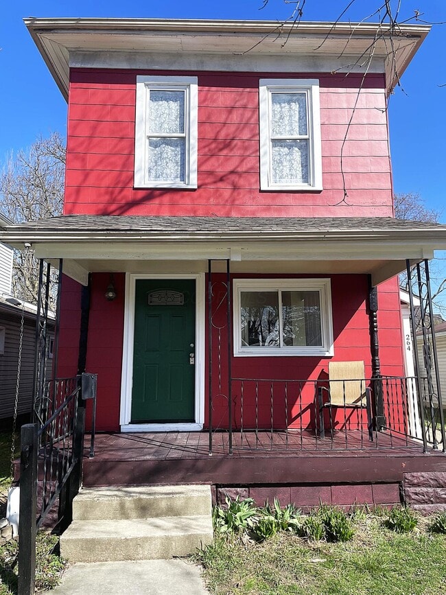 Foto del edificio - 264 W 8th St