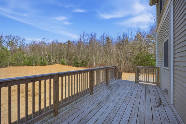 Foto del edificio - 564 Main St