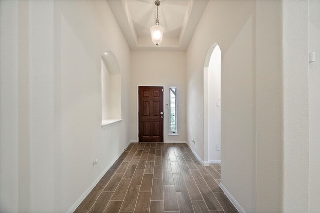 Building Photo - 1403 Holly Chase Dr
