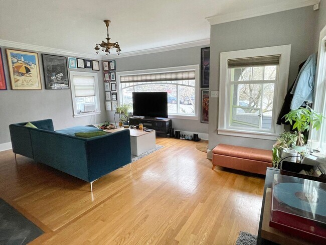 Building Photo - Lovely Bryant Craftsman
