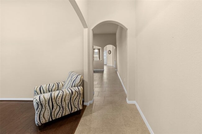 Building Photo - 12575 Canyon Falls Boulevard