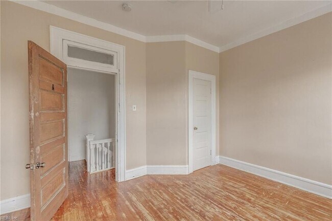 Foto del edificio - 3901 Newport Ave