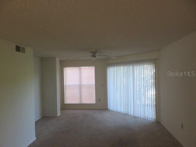 Foto del edificio - 4115 Chatham Oak Ct