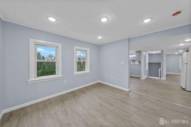 Foto del edificio - 6 1st Ave