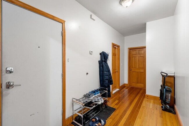 Foto del edificio - 324 Summit Ave