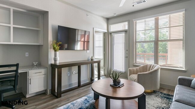 Foto del edificio - 23223 Gosling Rd