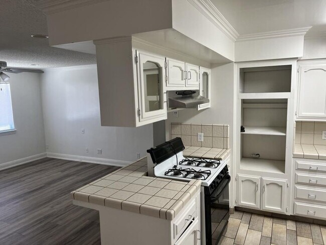 Foto del edificio - 2105 Vincent Ave