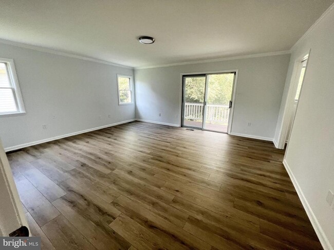 Building Photo - 7004 Duncraig Ct