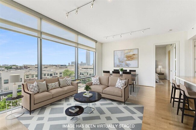 Foto del edificio - 2207 Bancroft Ln