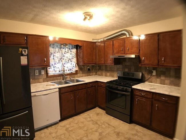 Foto del edificio - 3413 Star Pine Ct