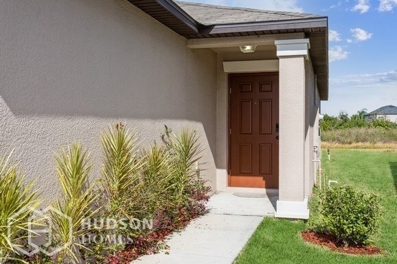 Foto del edificio - NOW AVAILABLE! - 9640 Channing Hill Dr, Su...