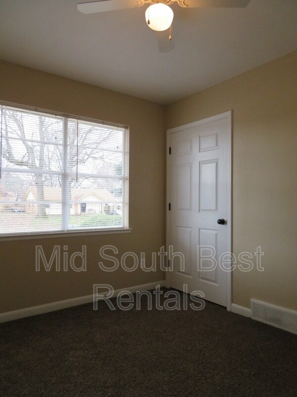 Foto del edificio - 3780 Southland St