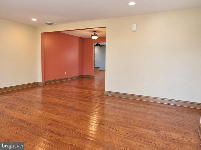 Foto del edificio - 4134 Twynnwood Rd