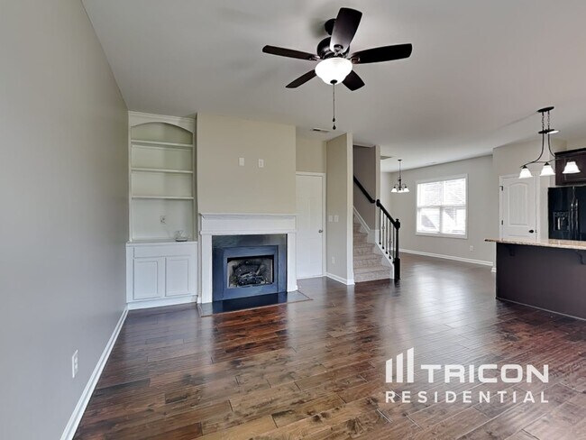 Foto del edificio - 192 Golden Gate Pkwy