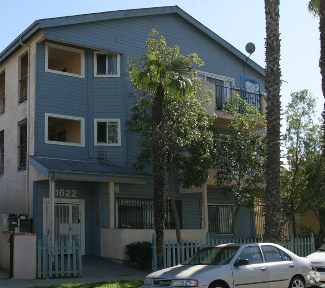 Building Photo - 1622 Junipero Ave