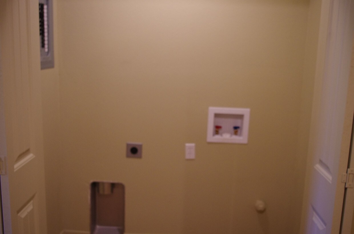 Primary Photo - 11910 FM 2590