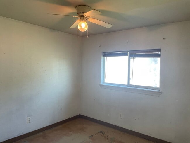 Building Photo - 2851 Highland Ave