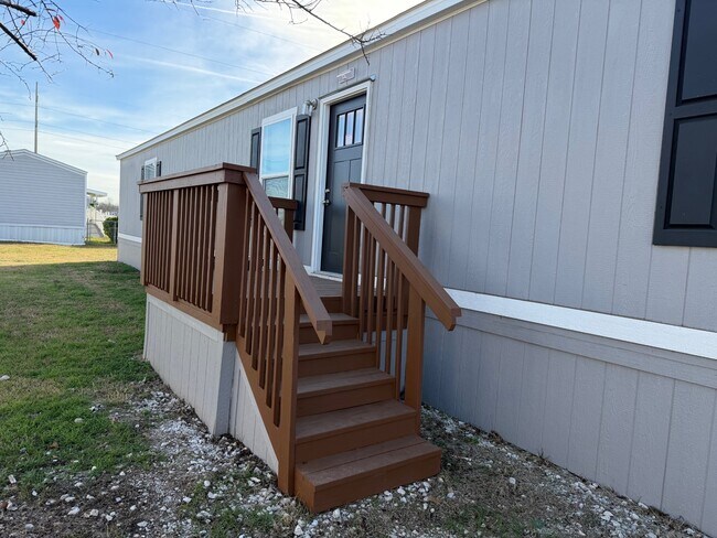 Foto del edificio - 135 Prairie Dr