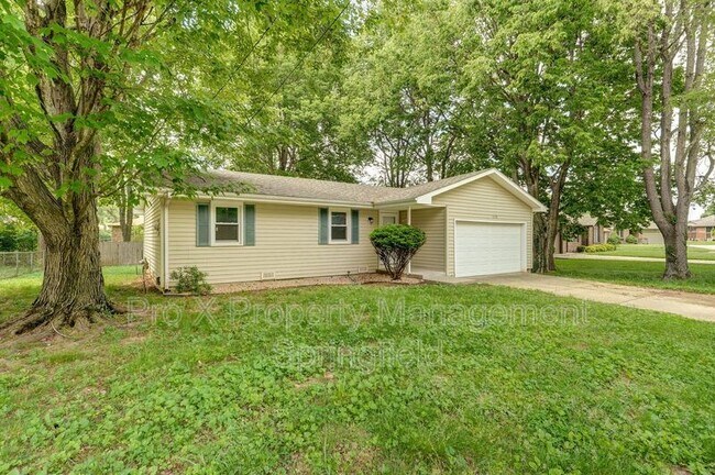Building Photo - 1270 E Rockhill St