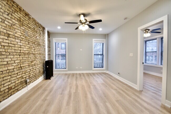 Building Photo - 1649 W Jonquil Terrace