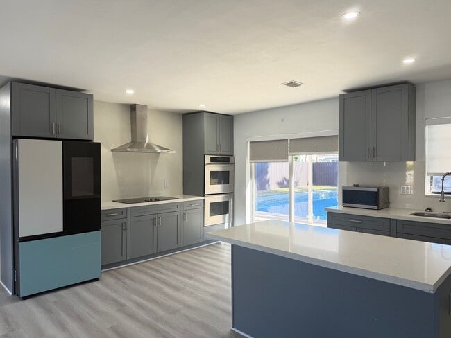 Foto del edificio - 9900 Dominican Dr