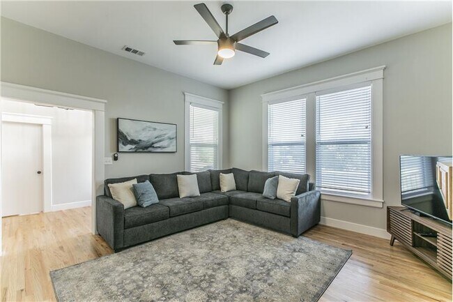 Foto del edificio - 1105 N 5th St