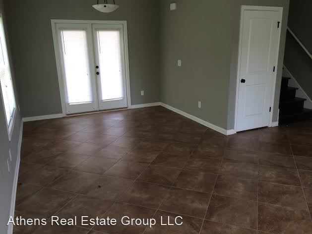 Foto del edificio - 3 br, 3 bath House - 1454 East Broad Street