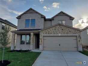 Building Photo - 4005 Woodside Dr