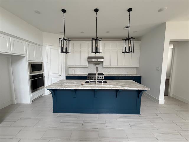 Building Photo - 3508 Mescalbean Dr