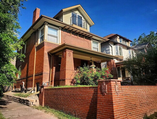 Building Photo - 2256 N Emerson St