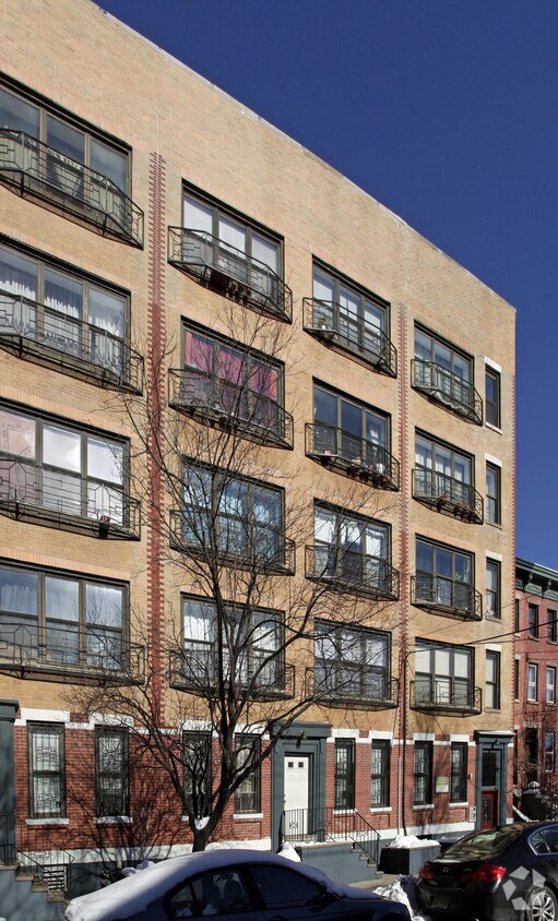 Primary Photo - 240 5th St