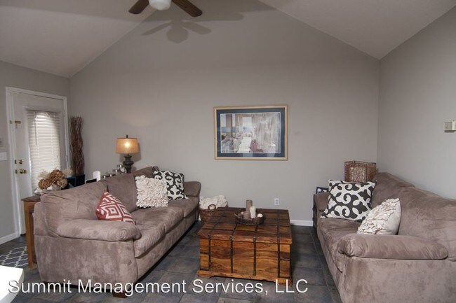 Foto del edificio - 101 Creekwood Dr