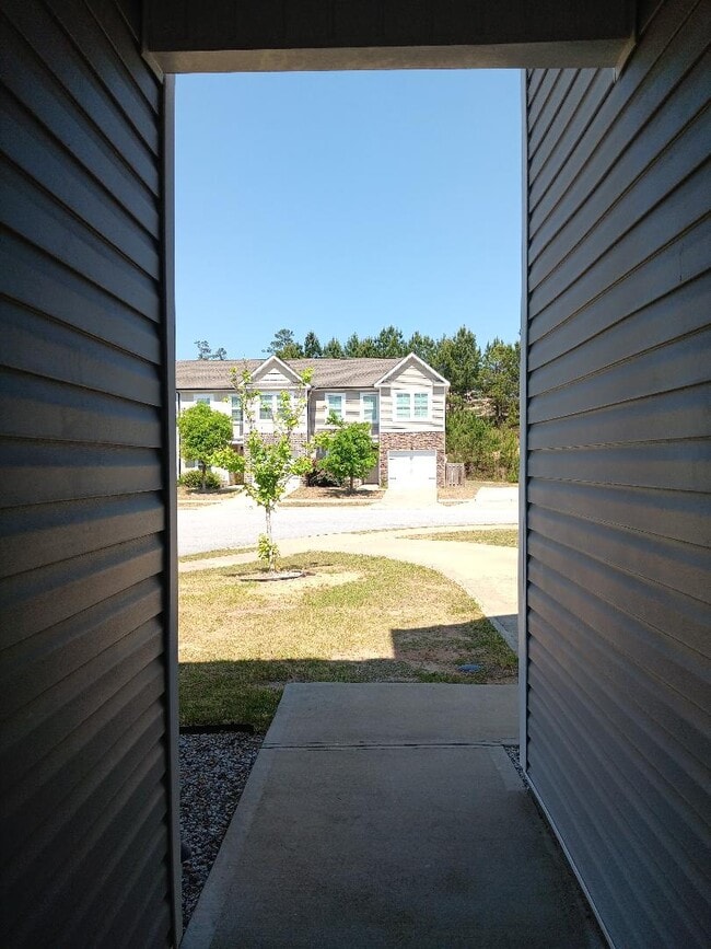 Building Photo - 724 Buddy Ct