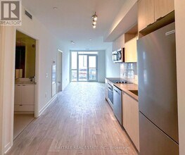 Building Photo - 100 Dalhousie St