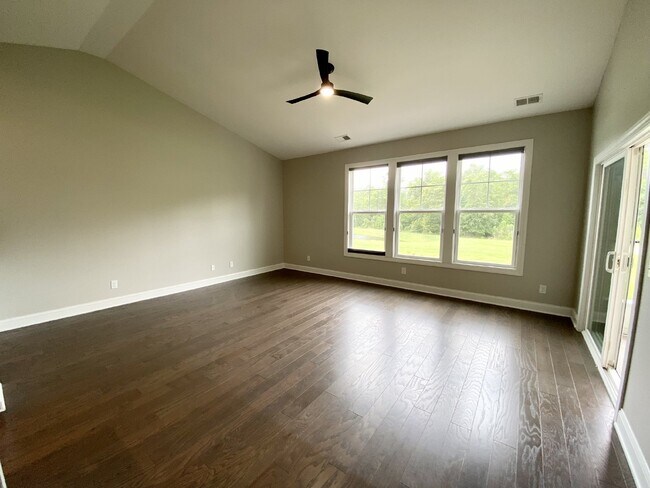 Foto del edificio - Three Bedroom Townhouse in Cypress Ridge!
