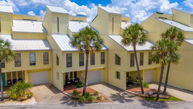 Building Photo - 8520 Gulf Blvd