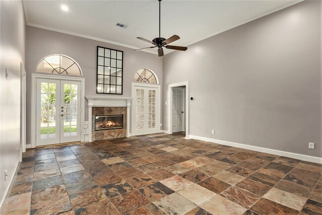 Foto del edificio - 6622 Prairie Dunes Dr