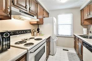 Foto del edificio - 411 Brookside Ct