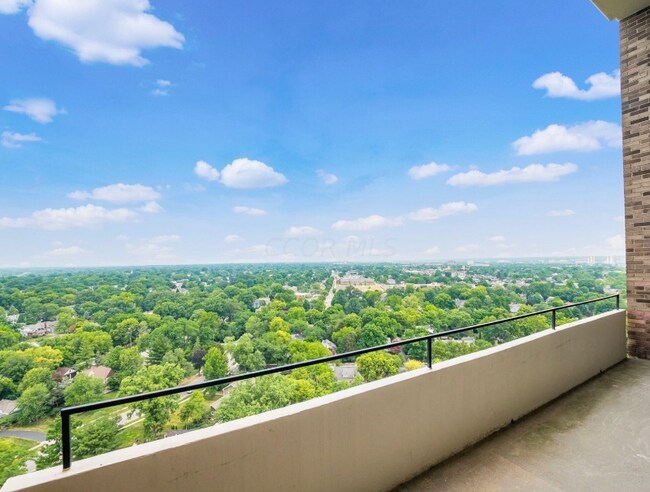 Foto del edificio - 1000 Urlin Ave