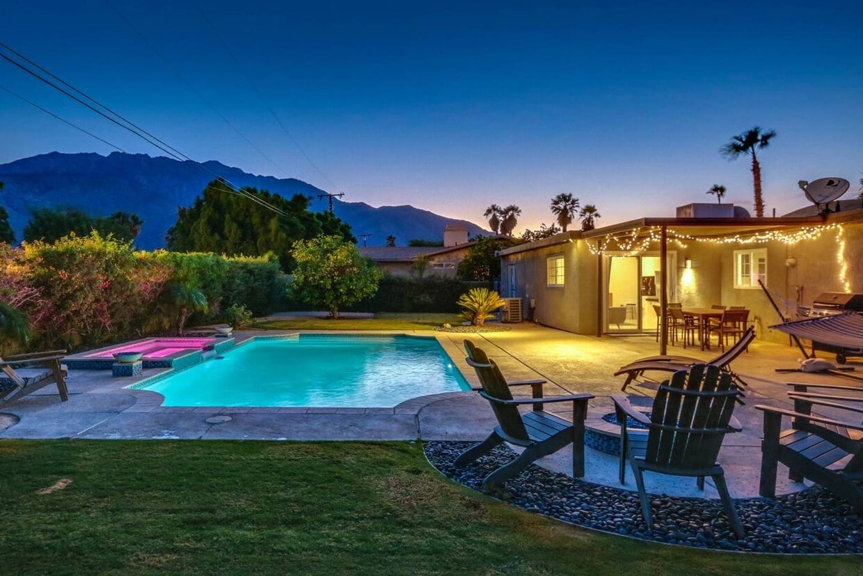 Primary Photo - Family-Friendly Oasis in North Palm Springs