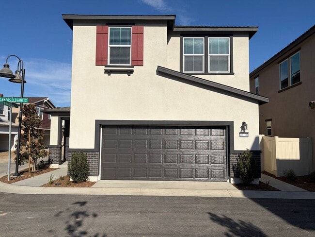 Building Photo - 40100 Campos Elegantes