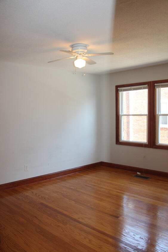 Primary Photo - 3718 7th St N