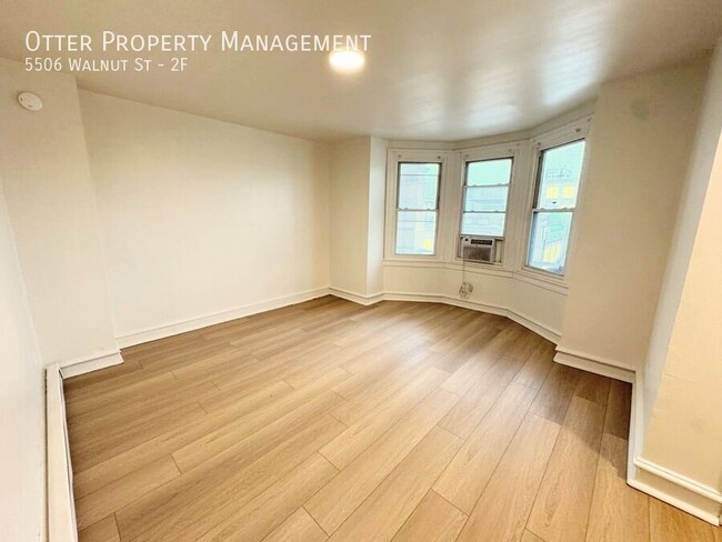 Foto del edificio - Lovely 1BR/1BA Cobbs Creek Apt with Balcony