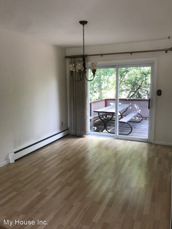 Foto del edificio - 5 br, 3 bath House - 2808 Eagle Dr