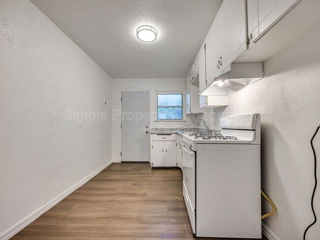 Foto del edificio - 536 E Indian Dr