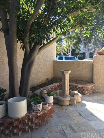 Building Photo - 15 Coraltree Ln