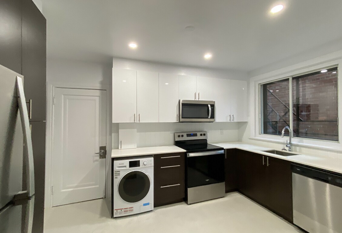 5881 Monkland Apartments 5881 Monkland Montréal, QC