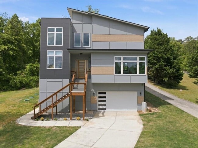 Building Photo - 4107 Danforth Rd SW