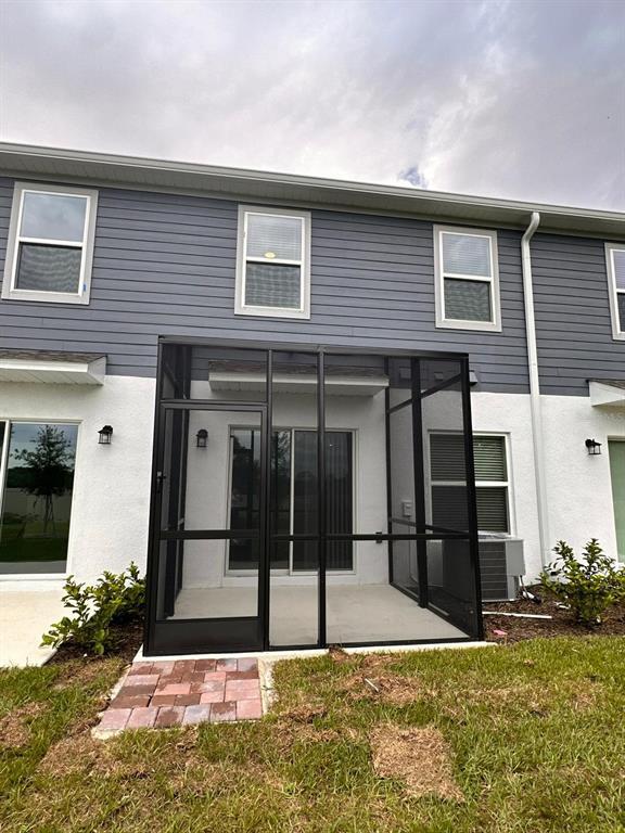 Foto del edificio - 2831 Narcoossee Cmns Wy