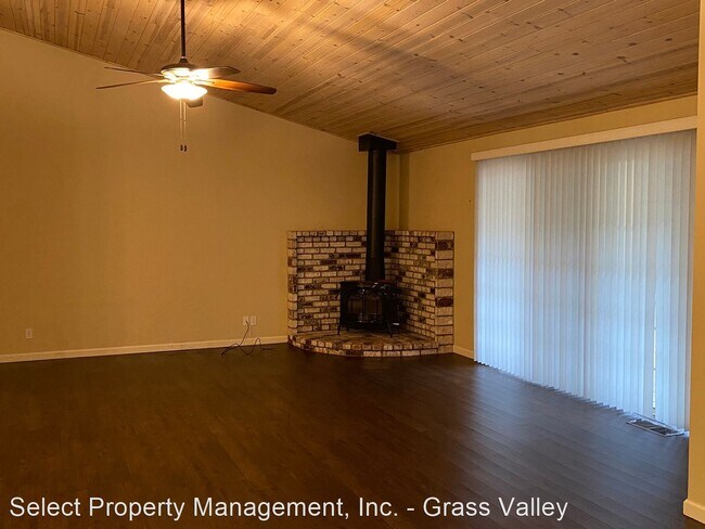 Foto del edificio - 3 br, 2 bath House - 13915 Lake Wildwood D...